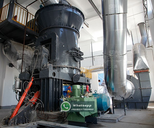 LUM Ultrafine Vertical Mill producing high-quality glaze powder for Turkish ceramics